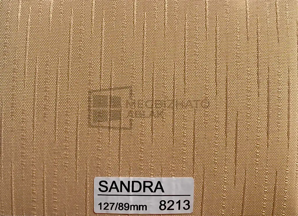 Sandra 8213